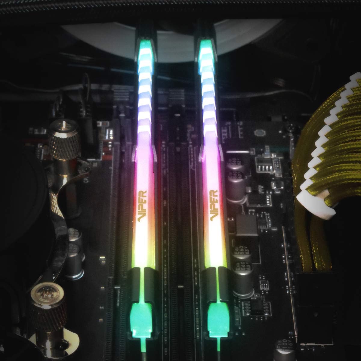 PATRIOT VIPER STEEL RGB (PAR)