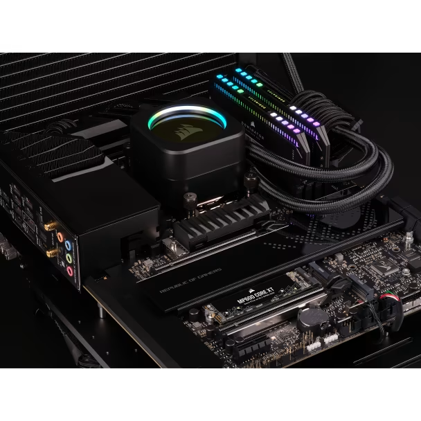 CORSAIR MP600 CORE XT