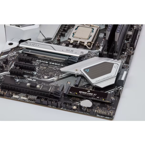 CORSAIR MP600 CORE XT